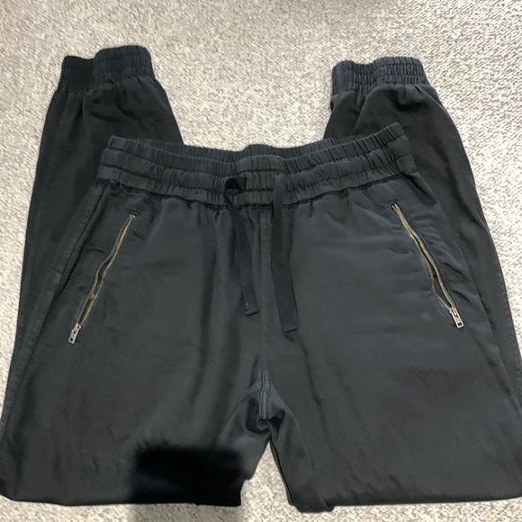 TNA joggers - Picture 1 of 3